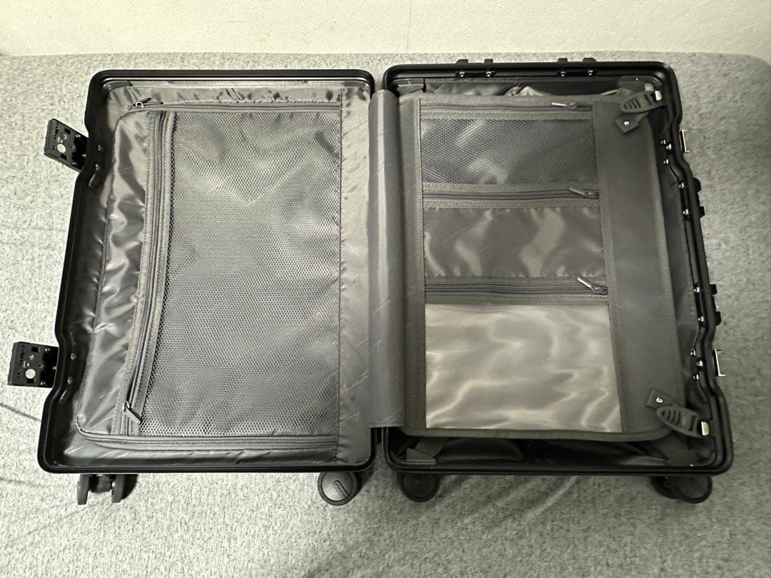 リベティ　スーツケース　開封のみ未使用