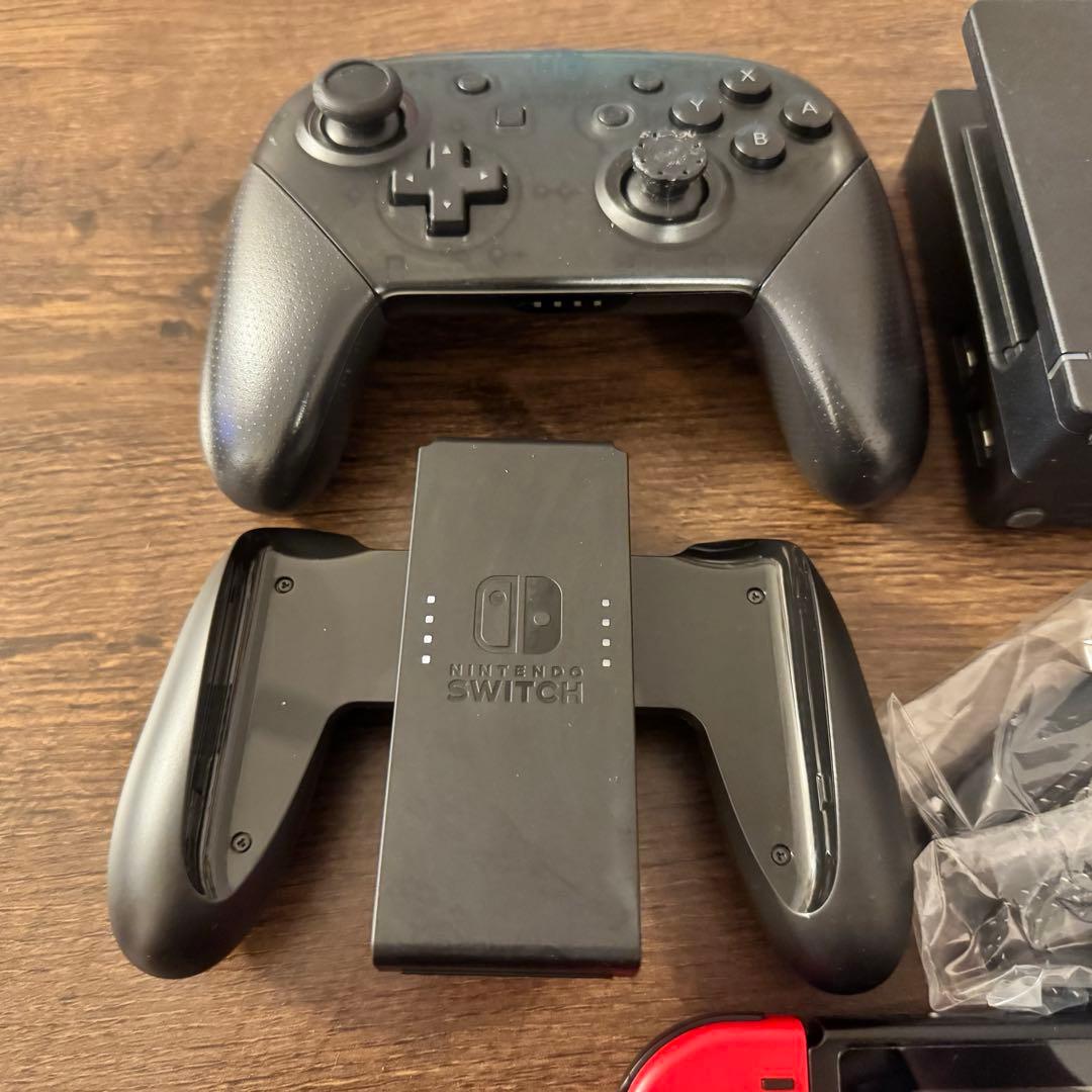 【値引可】Nintendo Switch本体／プロコンセット