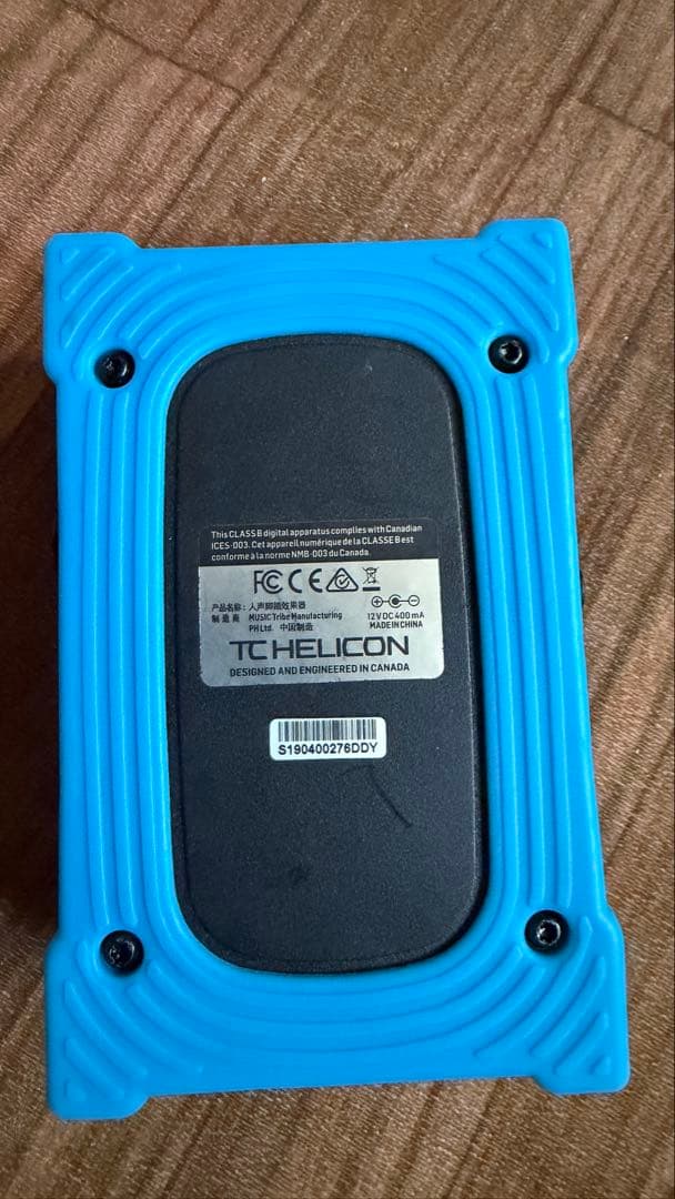 TC-HELICON VoiceTone C1 アダプター付属