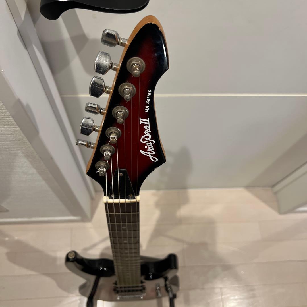 アリア　エレキギター