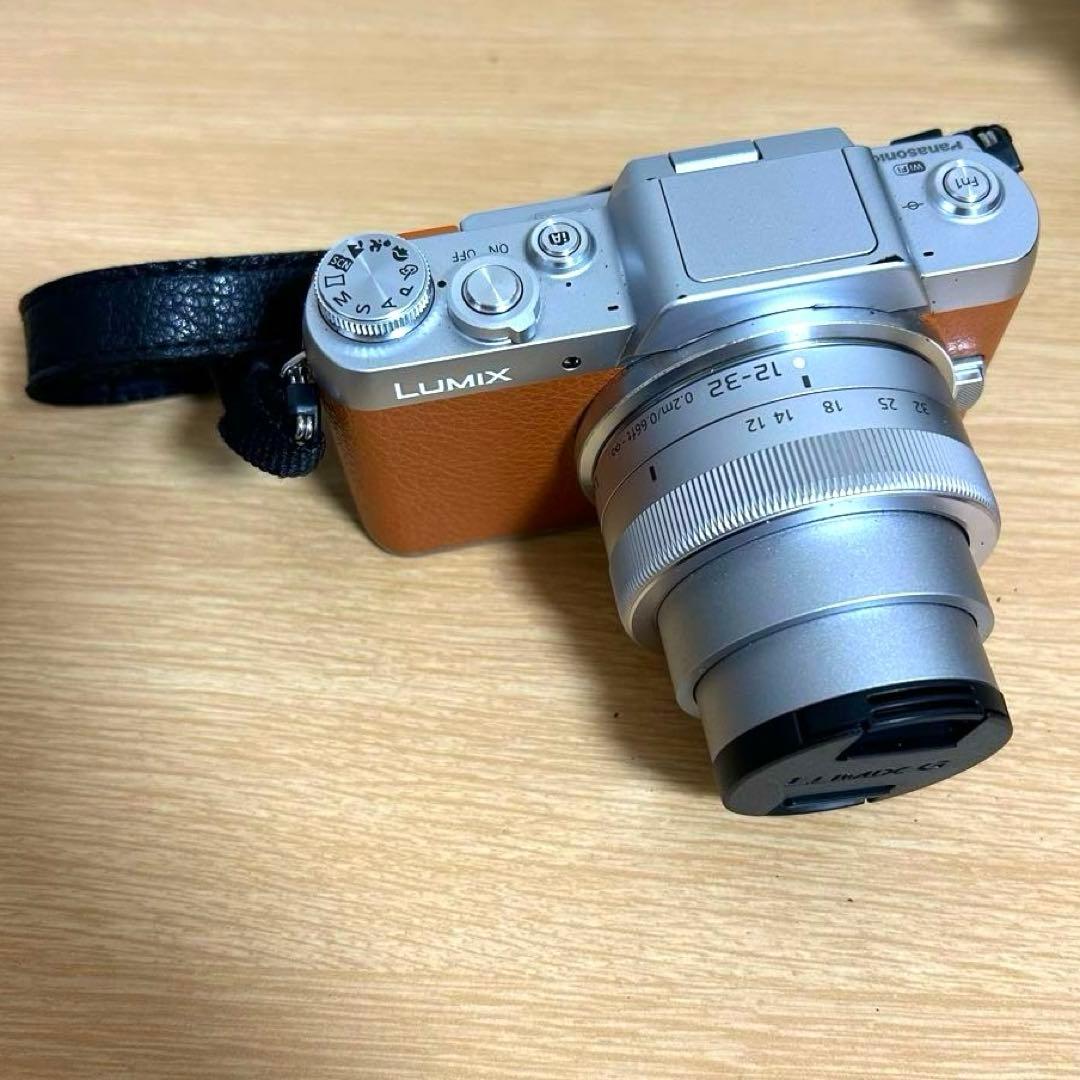 Panasonic LUMIX DMC-GF7 ブラウン