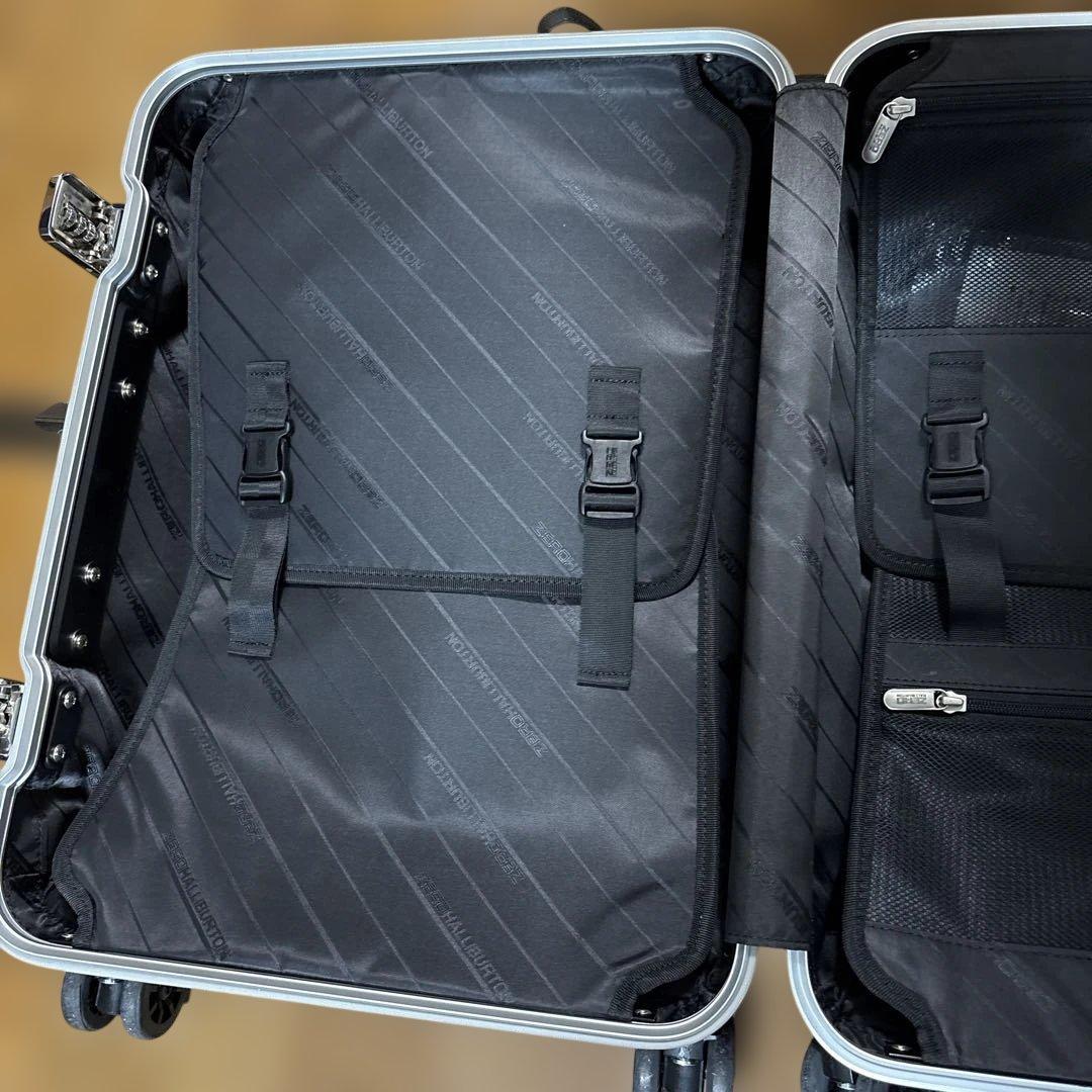 ZERO HALLIBURTON キャリーケース