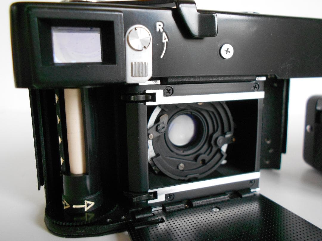 d*7様 美品　ローライ35S　フラッシュ121BC　革ケース付　ブラック　希少