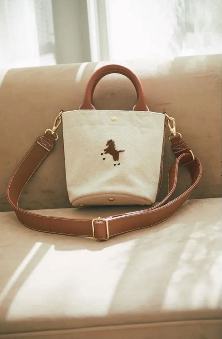 新品未使用★SEVENTEN by MIHO K馬刺繍ミニショルダーバック