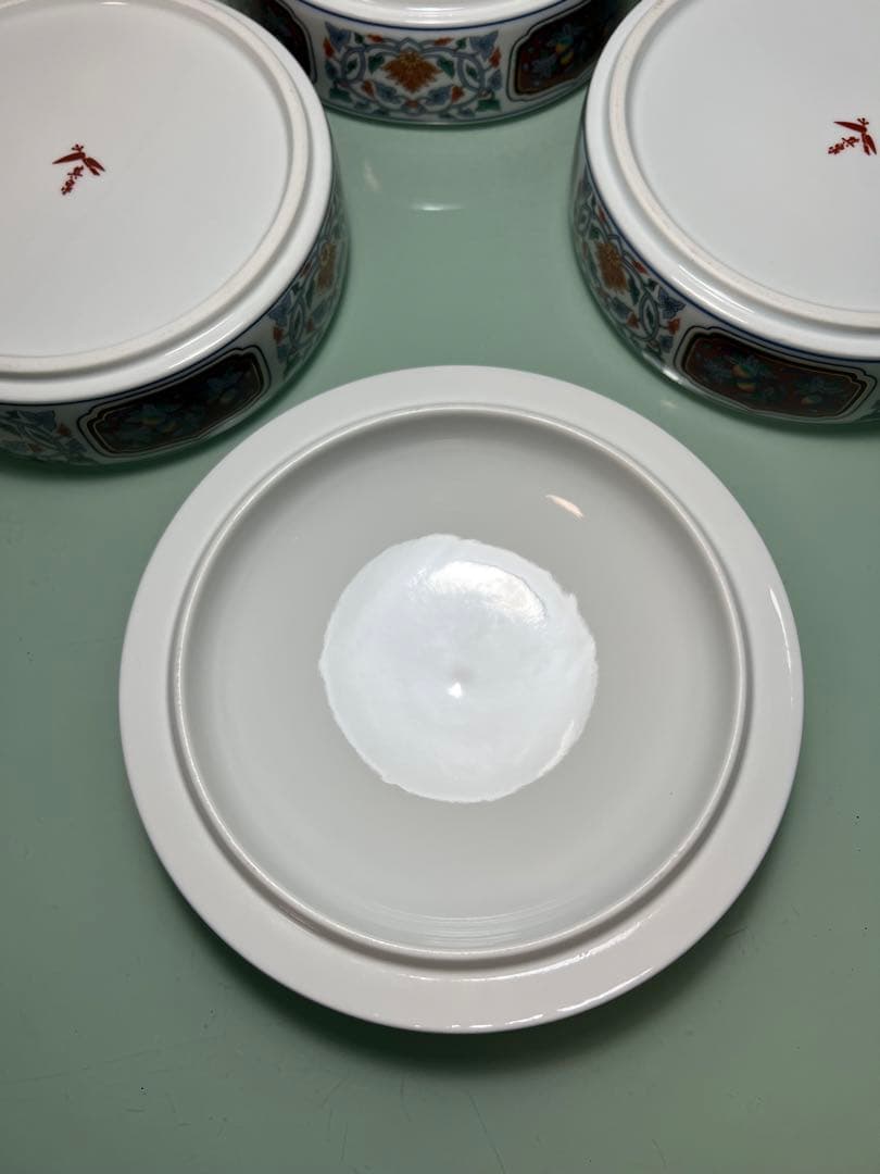 769 有田焼 其泉窯 染錦四方割木甲草花文 三段重 賞美堂本店　未使用