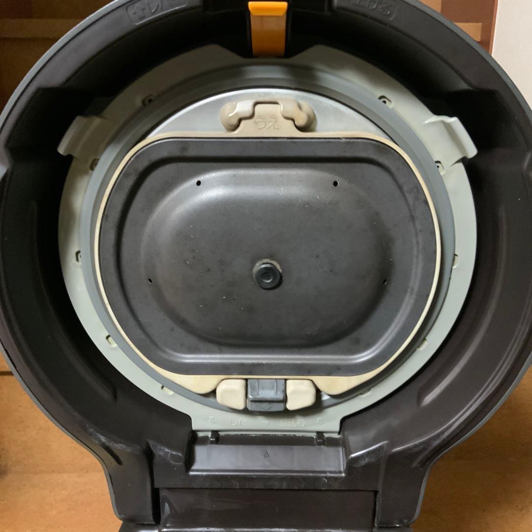 三菱　IHジャー炊飯器　本炭釜　NJ-AW109-B 黒銀蒔