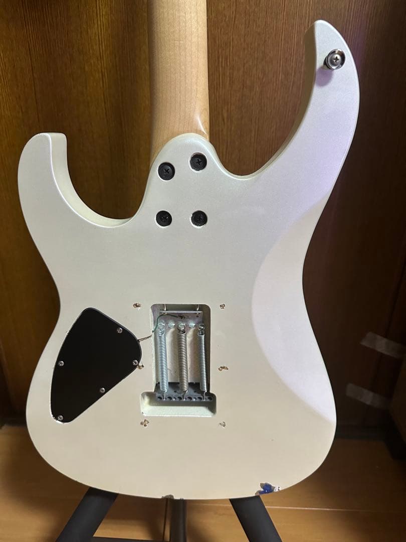 (最終価格)コルト Cort X-1 （Valley arts製 ペグ）