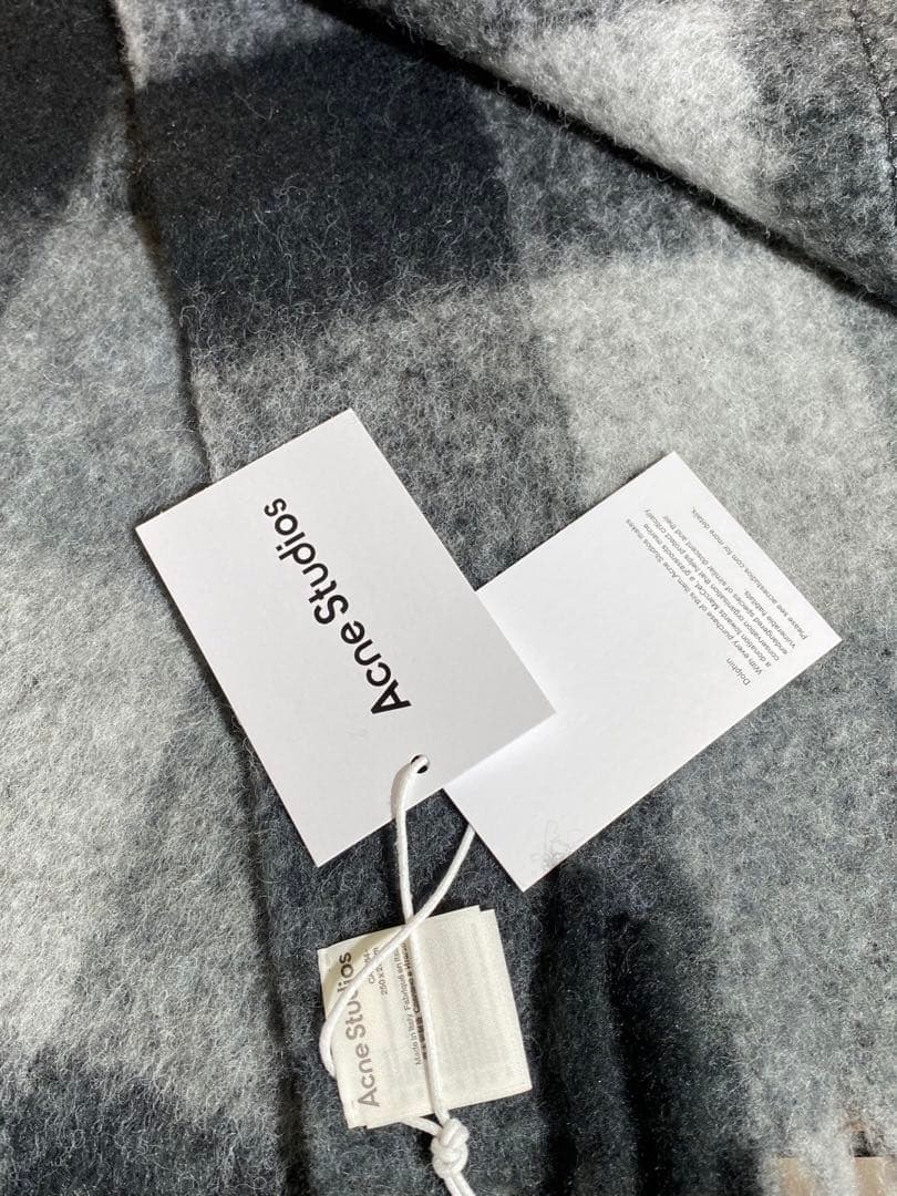 Acne Studios チェック柄マフラー ブラック