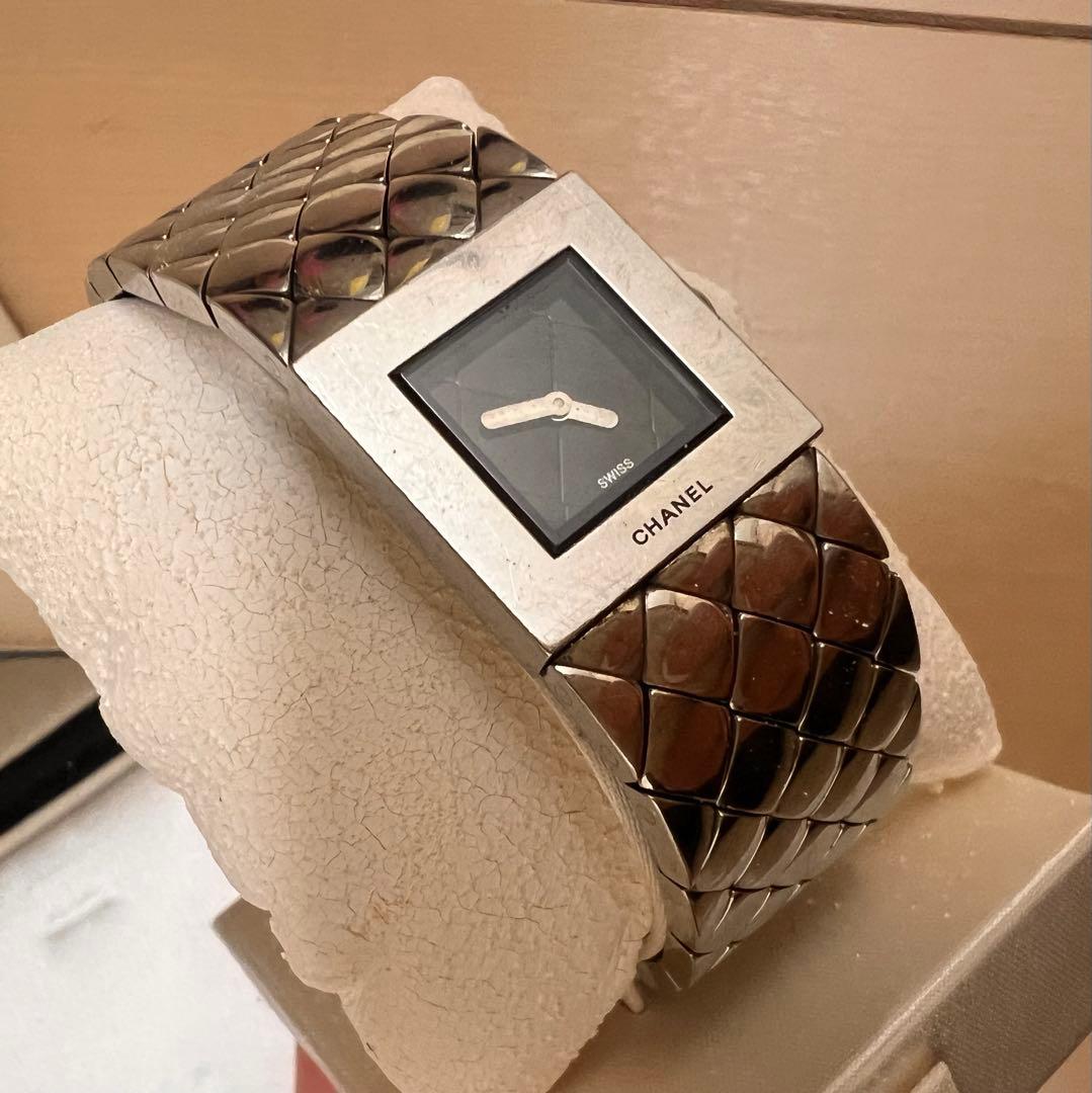 シャネル マトラッセ バングルウォッチ レディース 腕時計