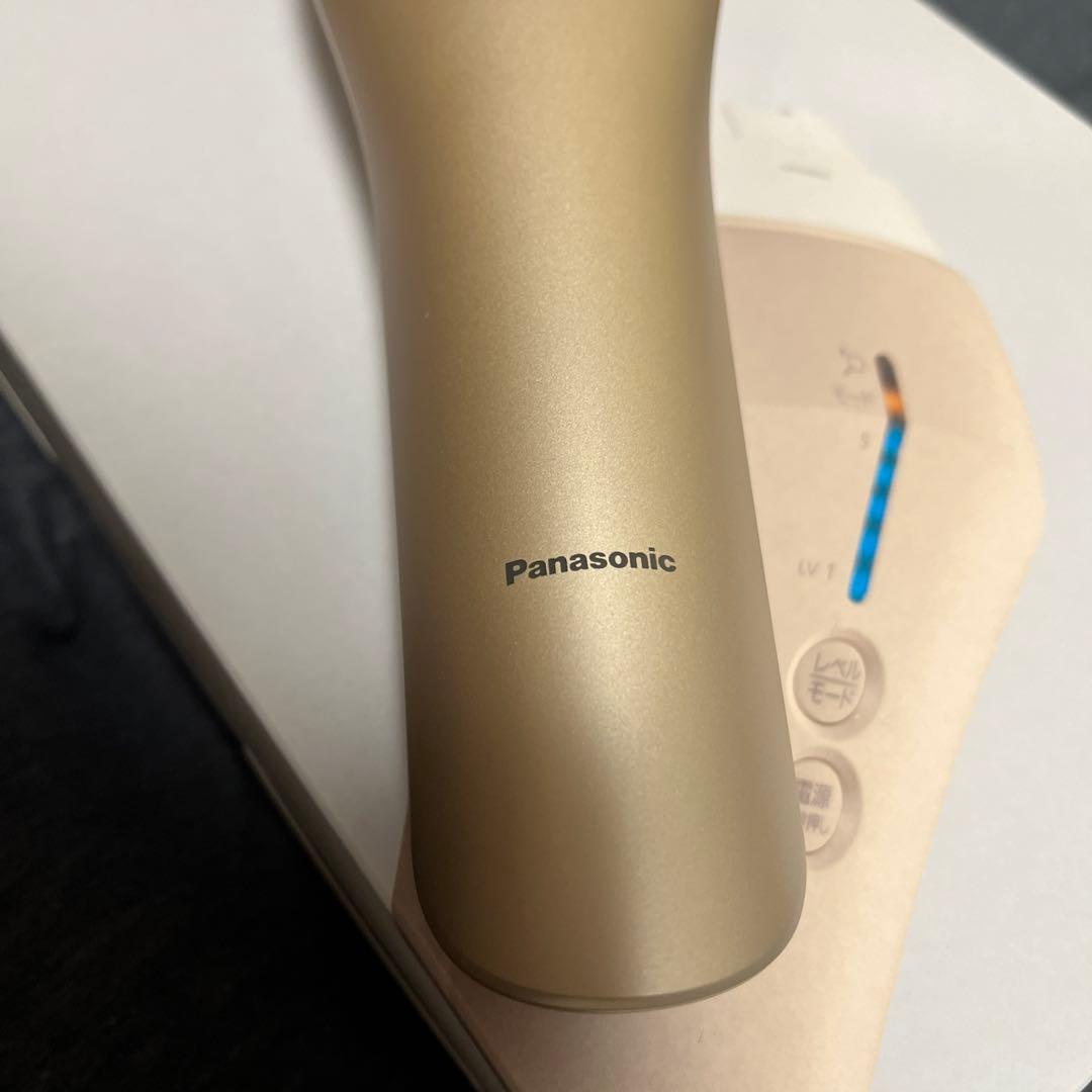 Panasonic 光エステ脱毛器 ゴールドES-WP98-N