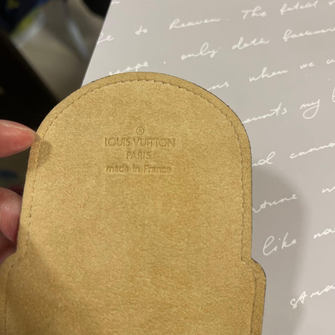 Louis Vuitton モノグラムペンケースメガネケース