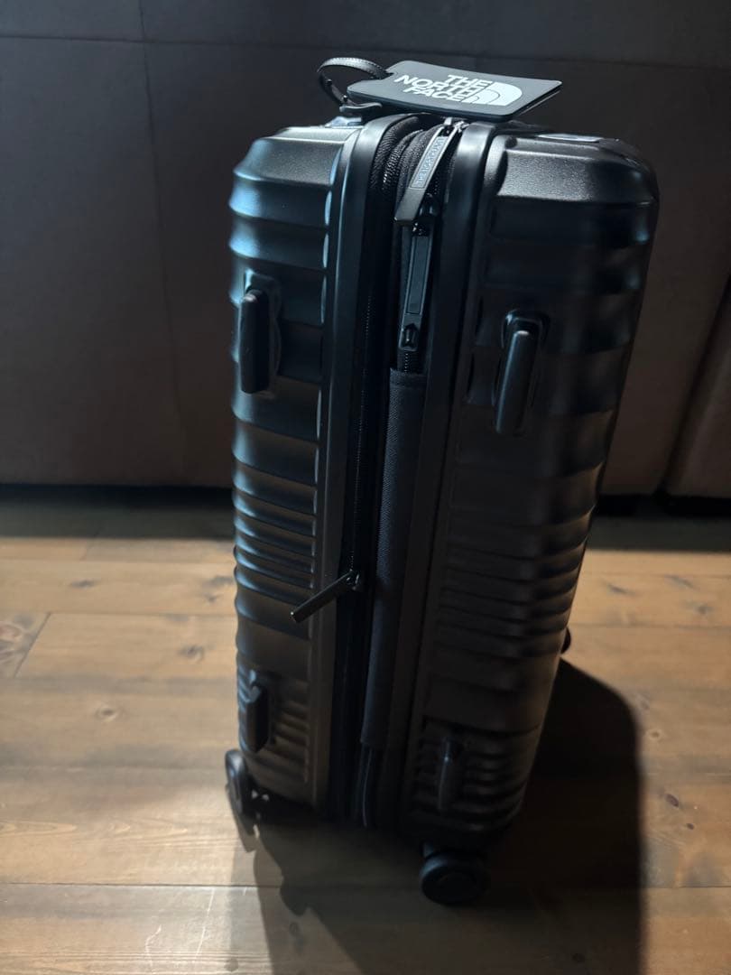 ノースフェイス　20インチ　キャリーケース