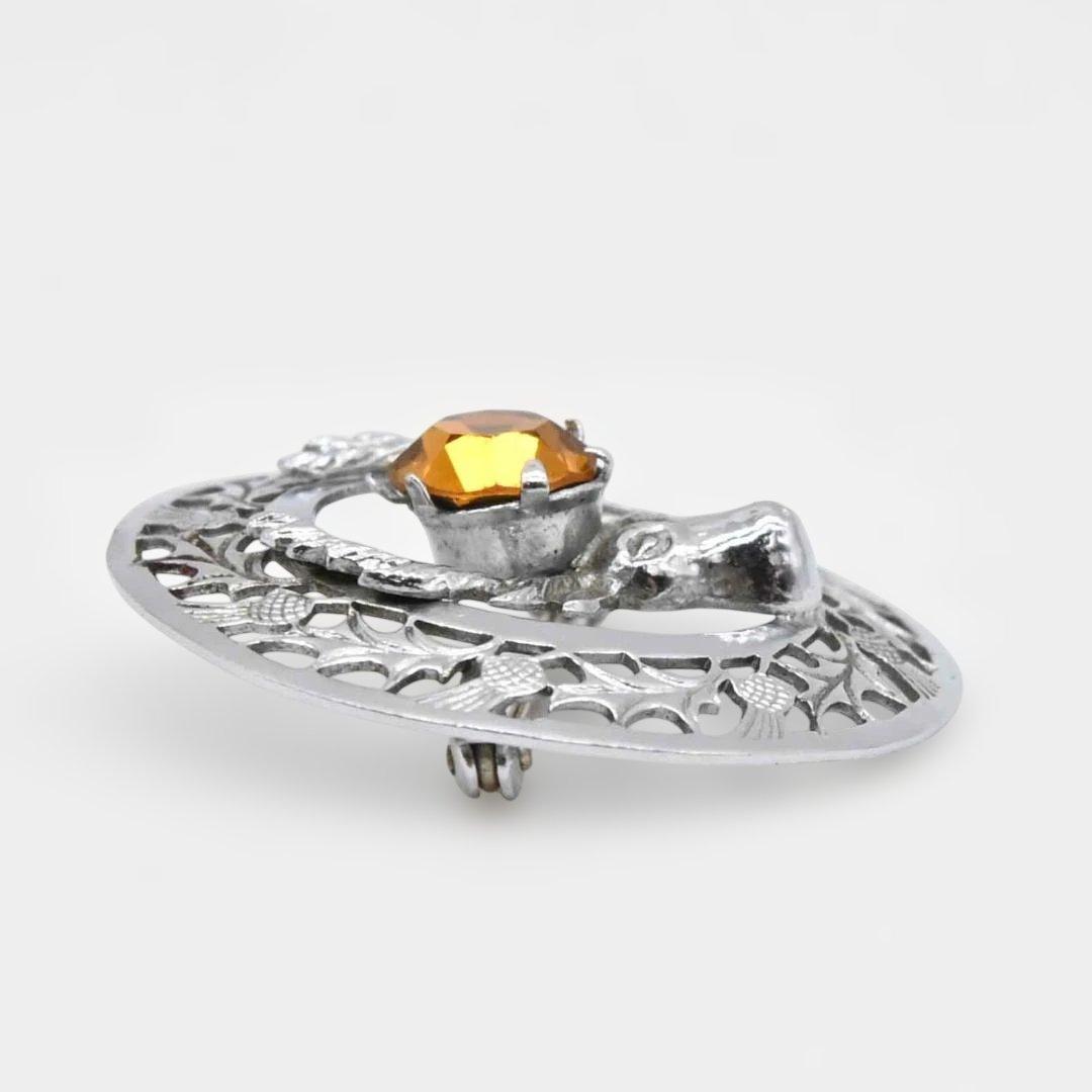 スコットランドのブローチ　鹿、アザミの透かし模様 MIZPAH社　s1701