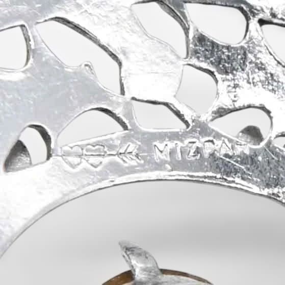 スコットランドのブローチ　鹿、アザミの透かし模様 MIZPAH社　s1701