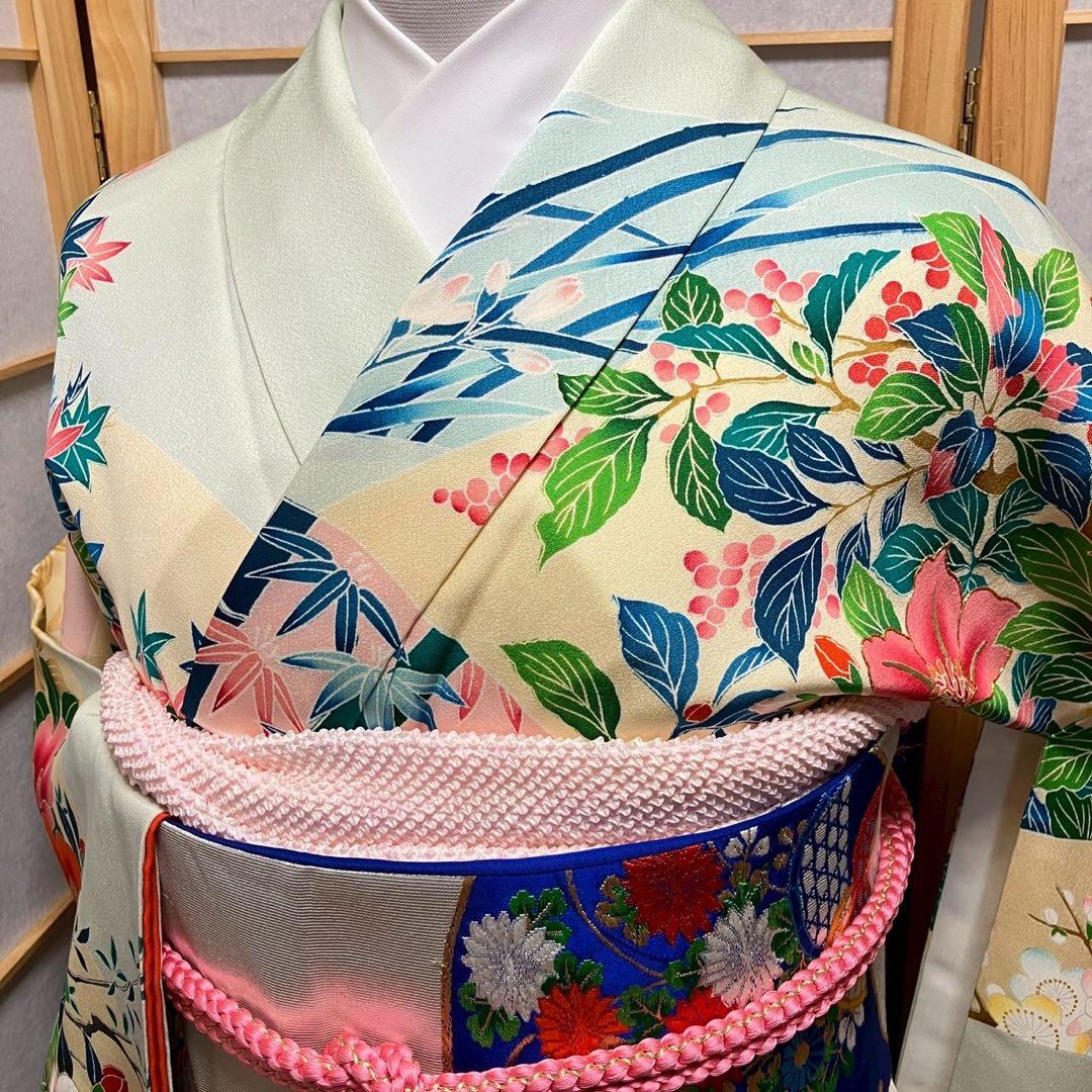 tu様［7144］振袖 笹竹花鳥文 駒刺繍 成人式 卒業式 正絹 着物 袷