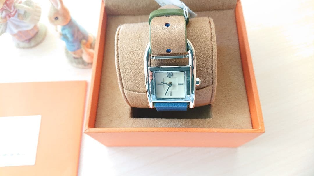 ★新品半額saleTory Burch 配色カラー クオーツレディースお洒落時計