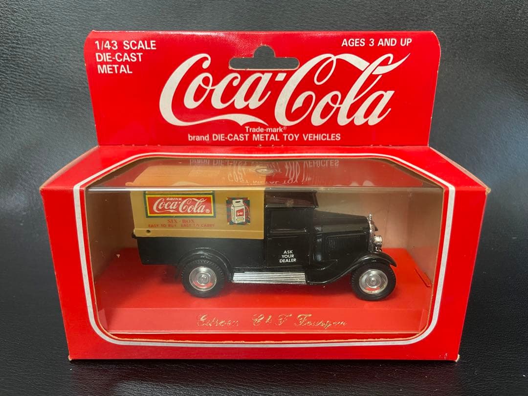 1/43スケール　コカコーラ　ダイキャストメタル　SOLIDO社　フランス製