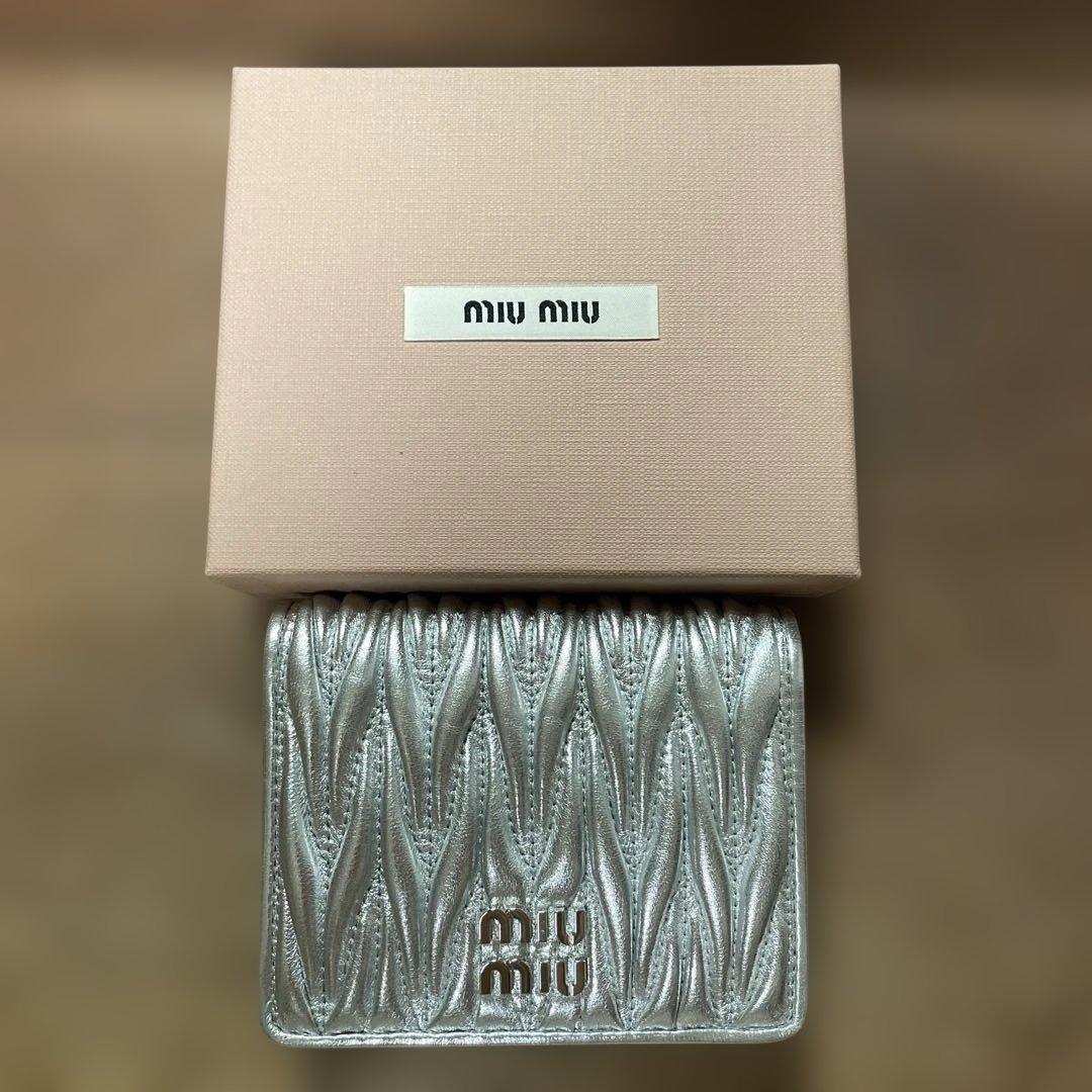 miumiu☆ミュウミュウ☆マテラッセレザー折り財布