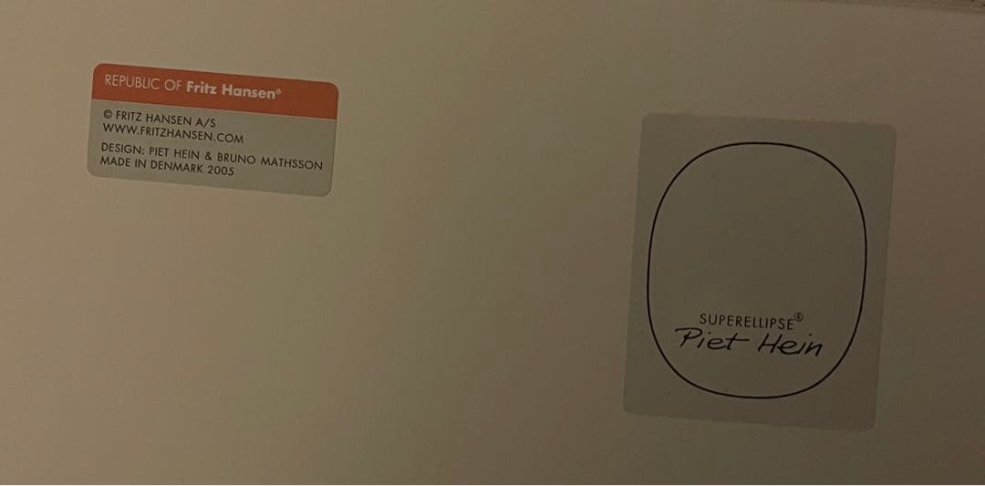 スーパー楕円テーブル/FRITZ HANSEN