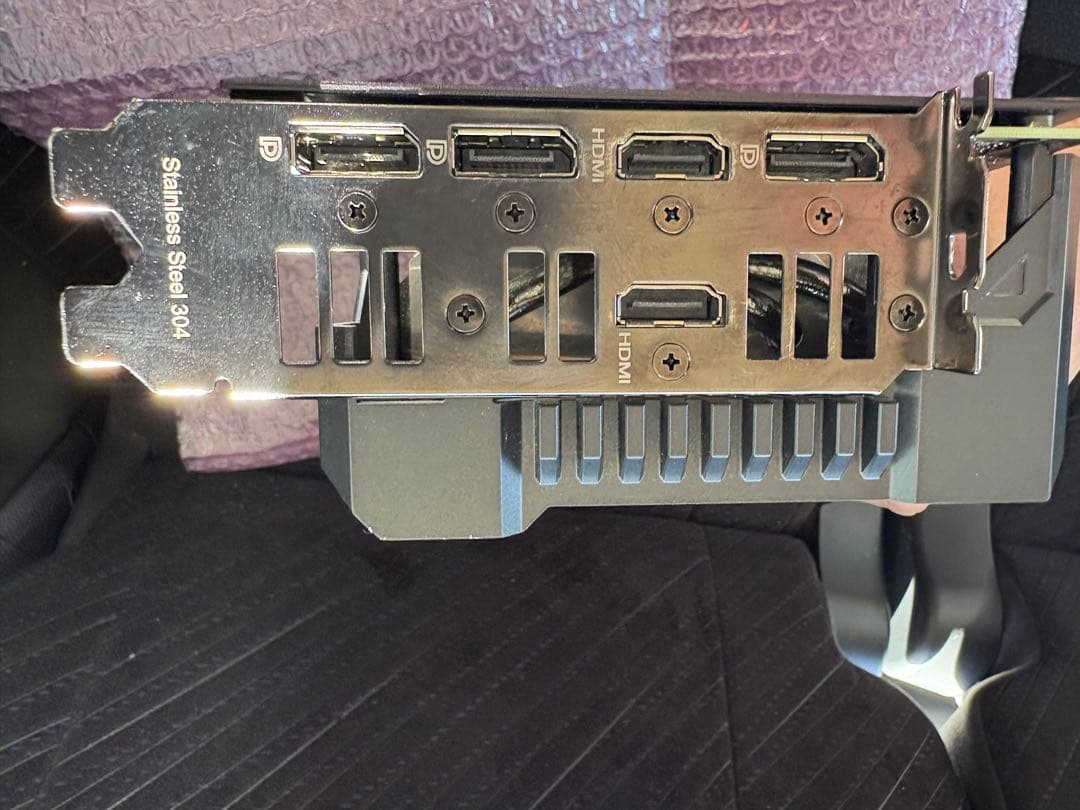 グラフィックボード・グラボ・ビデオカード ASUS TUF RTX4070Ti 12G GAMING