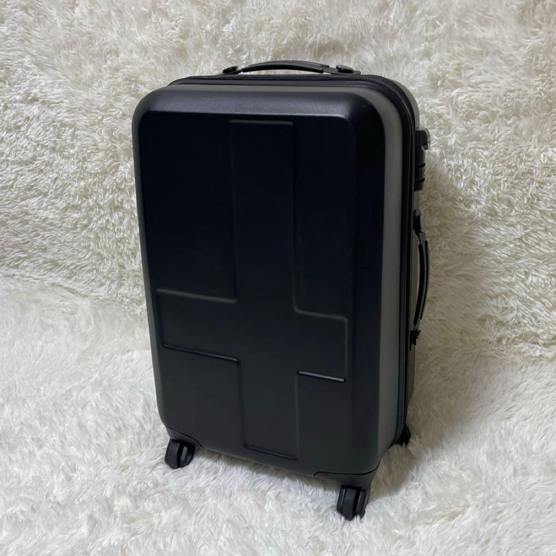 NMZ 　✨希少✨　イノベーター　スーツケース　4輪軽量ハードタイプ