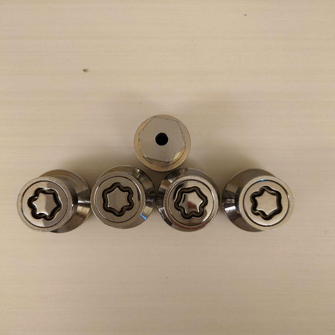 ランドクルーザー３００用ホイール盗難防止ナット 4個（４輪）セット