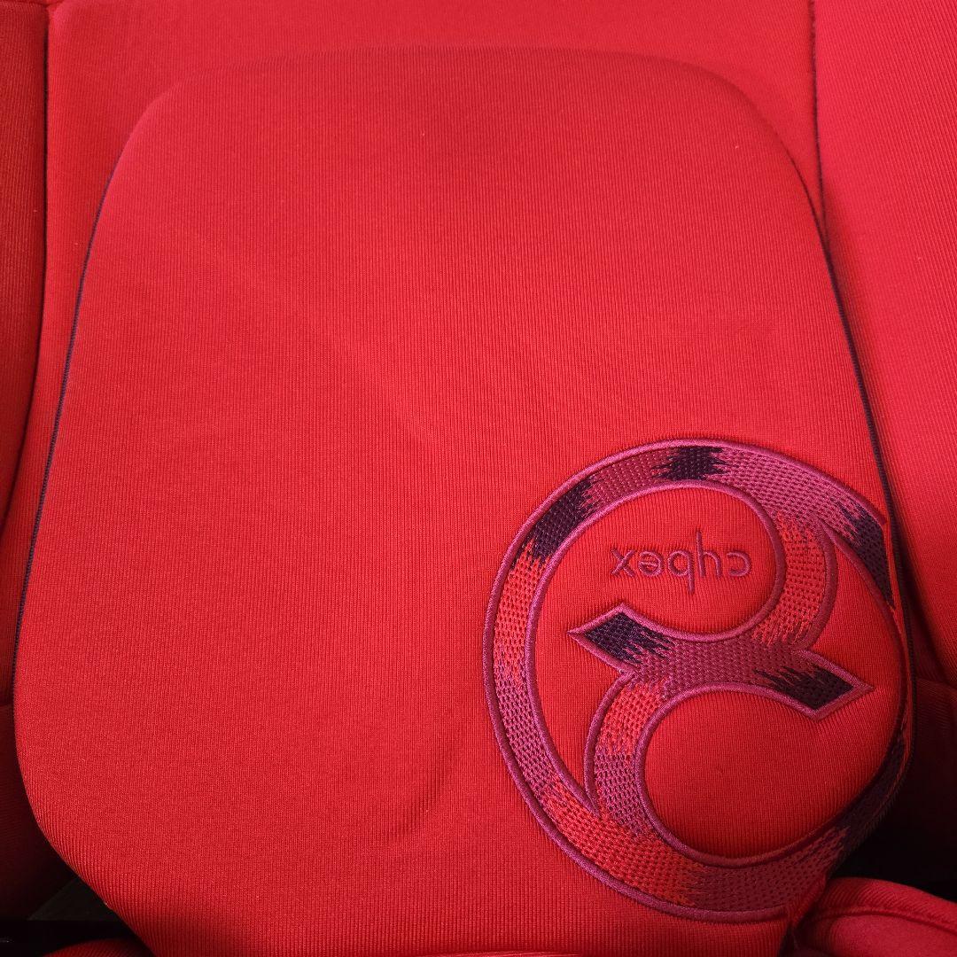 Cybex チャイルドシート　パラス　m-fix