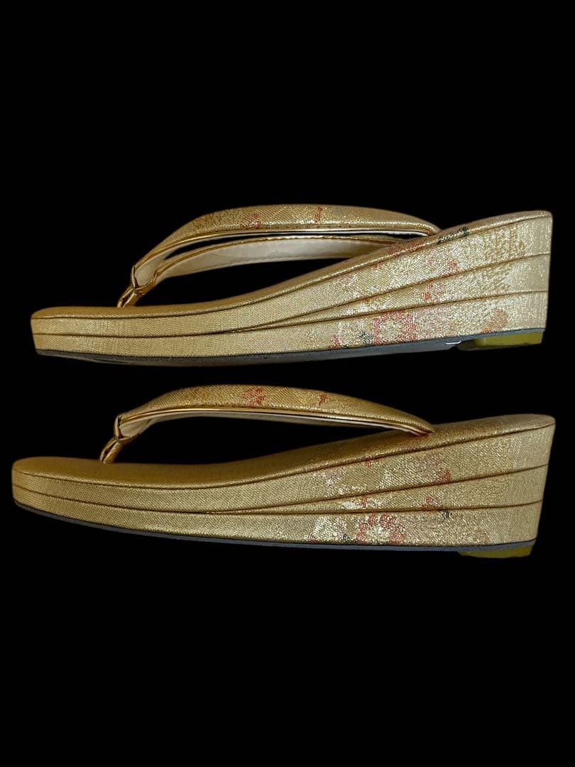 上品✨草履と和装バッグセット【木箱、手鏡付】帯地の淡いゴールド　金銀刺繍