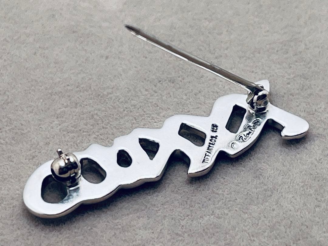 c229 ティファニー　パロマ・ピカソ　ラブ&キス　ブローチ　シルバー　925