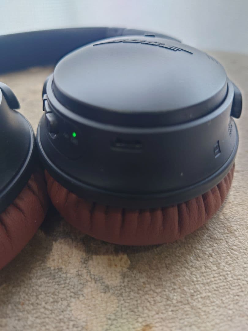 BOSE　ヘッドフォン　QuietComfort 35