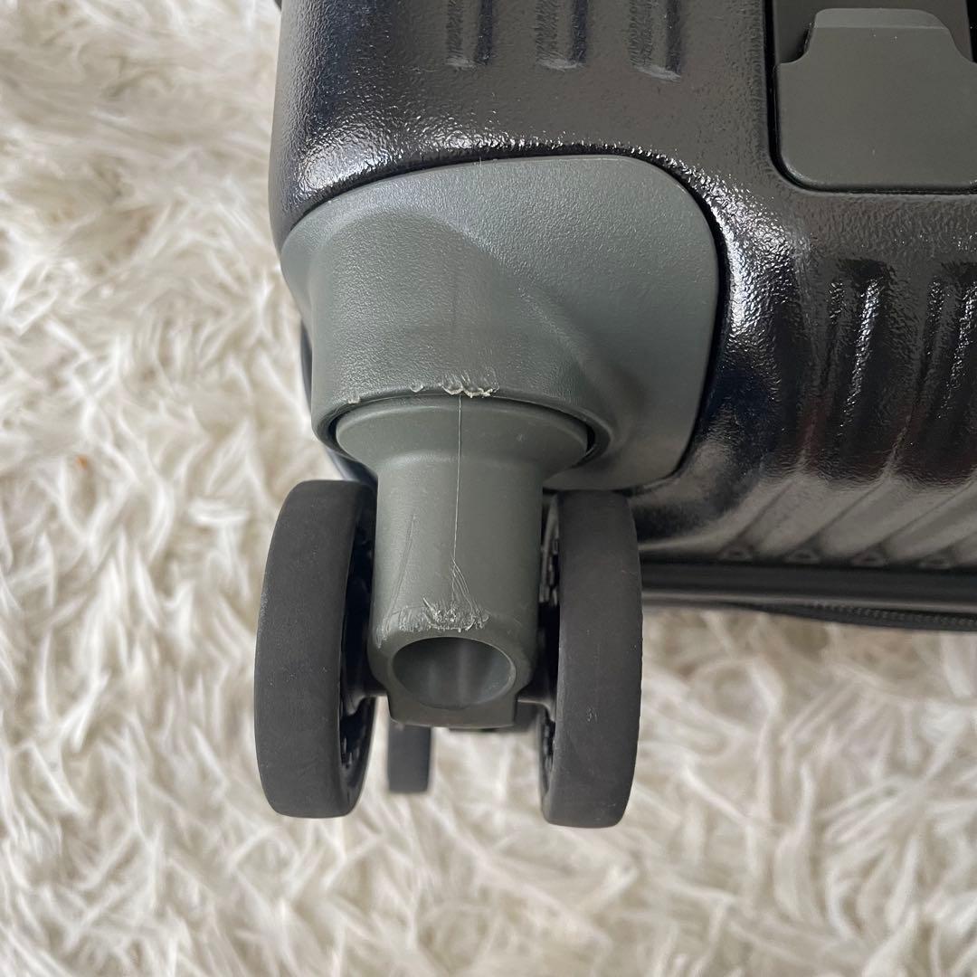 innovator マッドブラック INV155 キャリーケース　55L