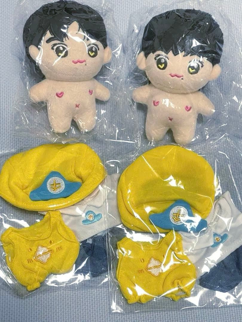 ASTRO ユンサナ　ぬいぐるみ　10センチ　と　洋服付き2種