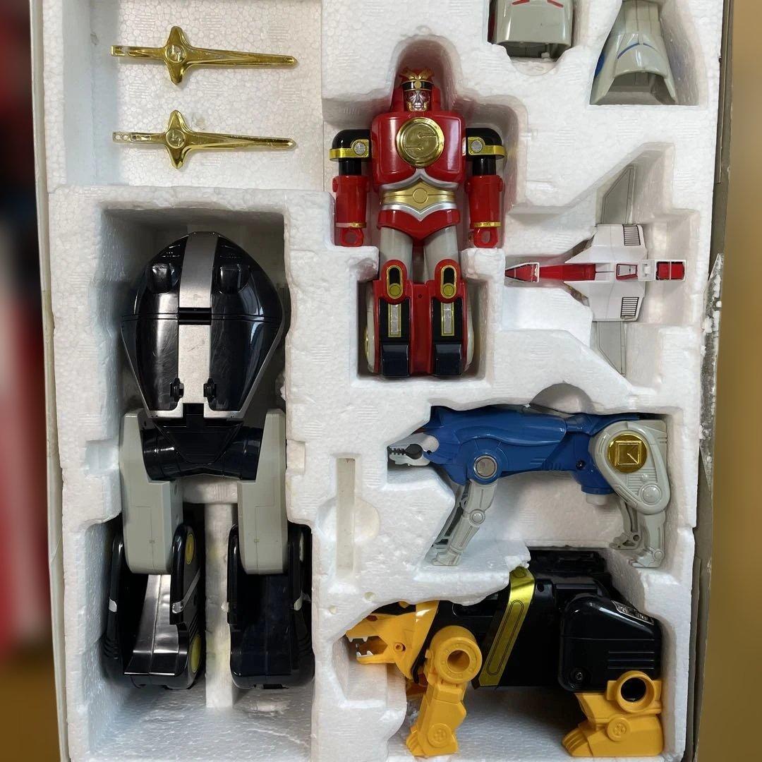 忍者戦隊カクレンジャー　五神合体　DX 隠大将軍　５超忍獣　完全合体