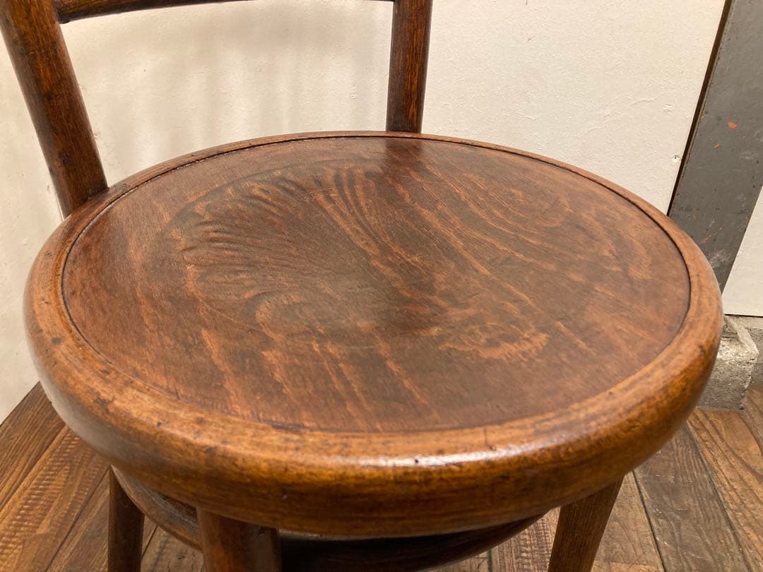 アンティーク 希少 Mundus社 曲木カフェチェア エンボス座面 ベントウッド