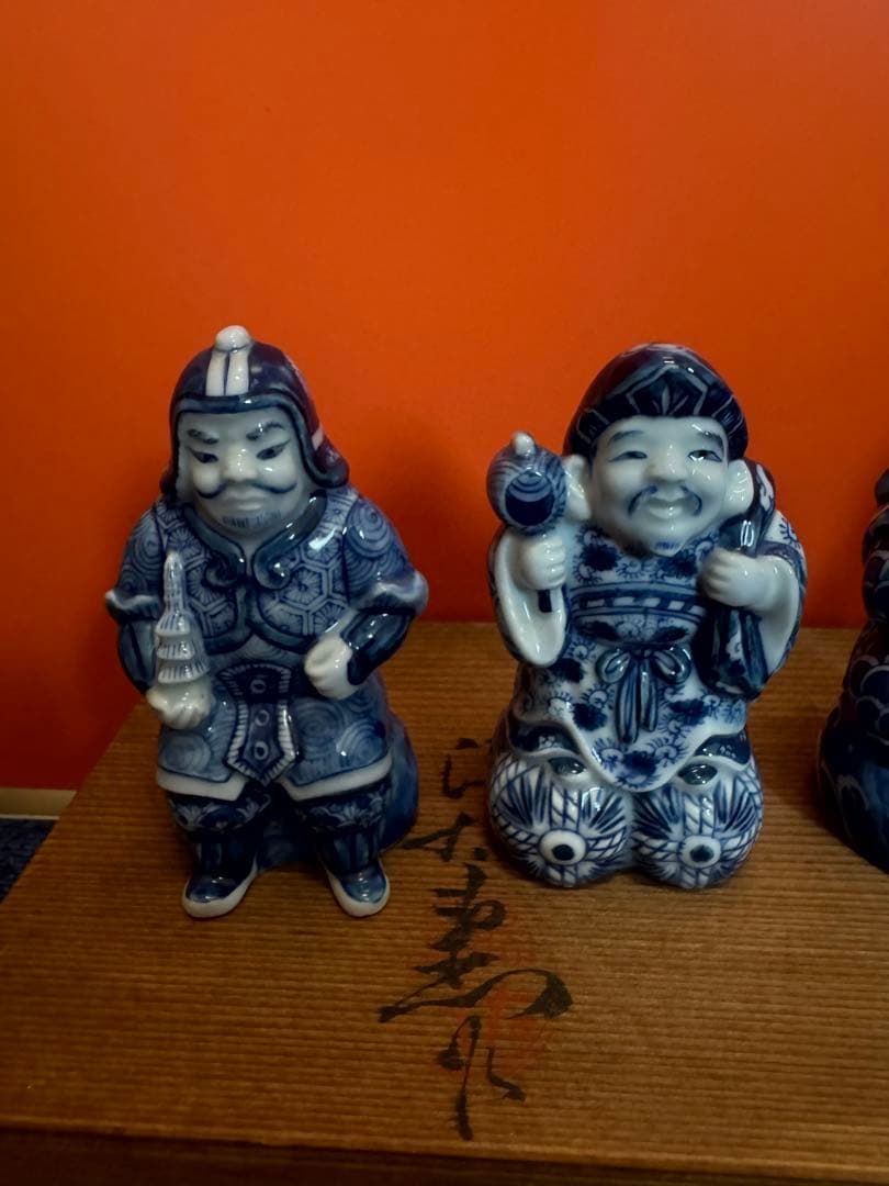 1573  源右衛門 染付七福神 置物 青  共箱 縁起物 オブジェ 飾り物