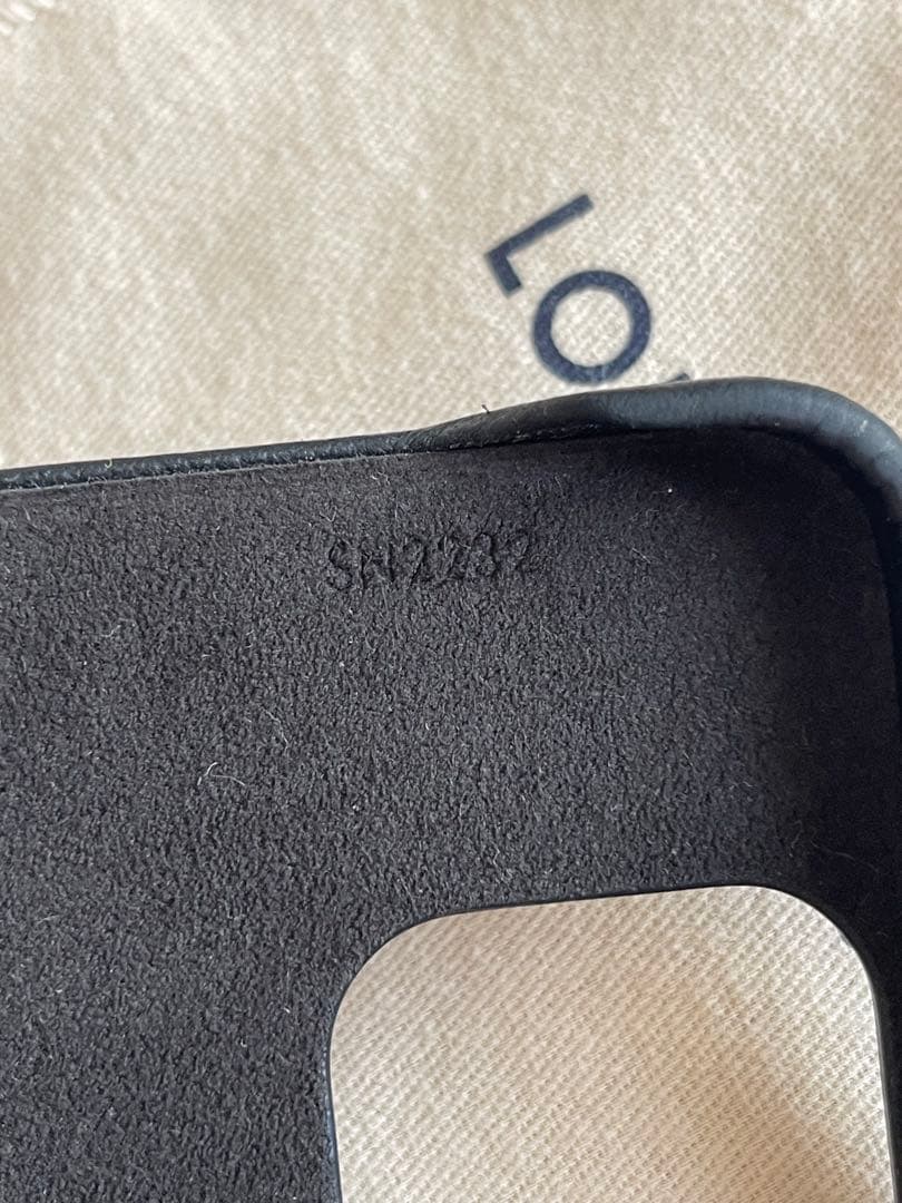 【正規品】【ルイヴィトン】 iPhone13Pro ケース　モノグラム　刻印なし