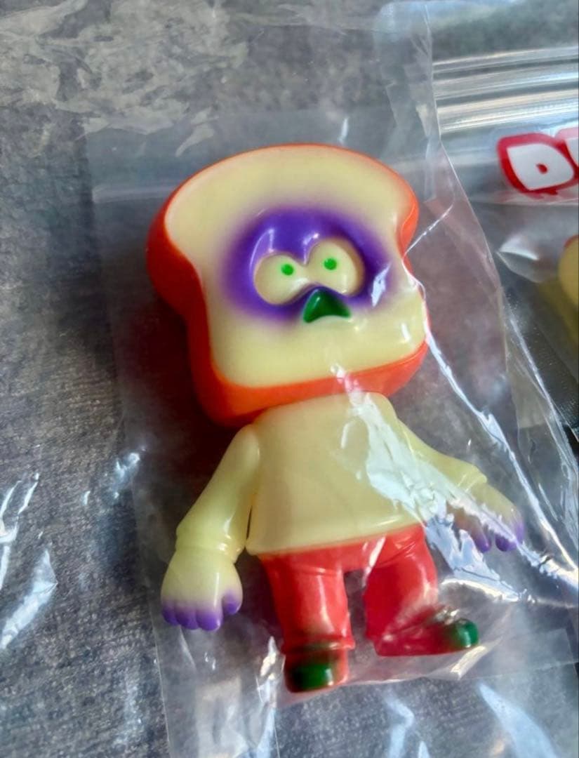 PANDEAD 2022年 蓄光 ハロウィンカラー パンデッド 3体セット