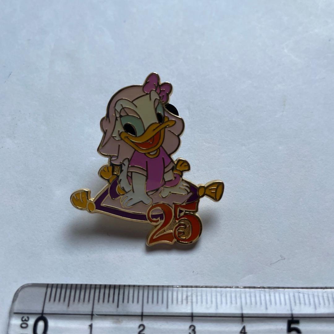 ディズニー 25周年ピンバッジ等 12点セット バラ売り可