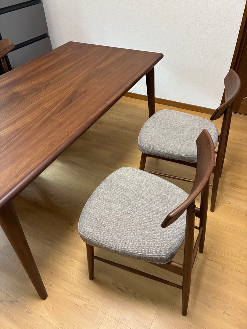 大塚家具 ユノ3 ダイニングセット（ウォールナット）テーブル＋チェア4脚 美品