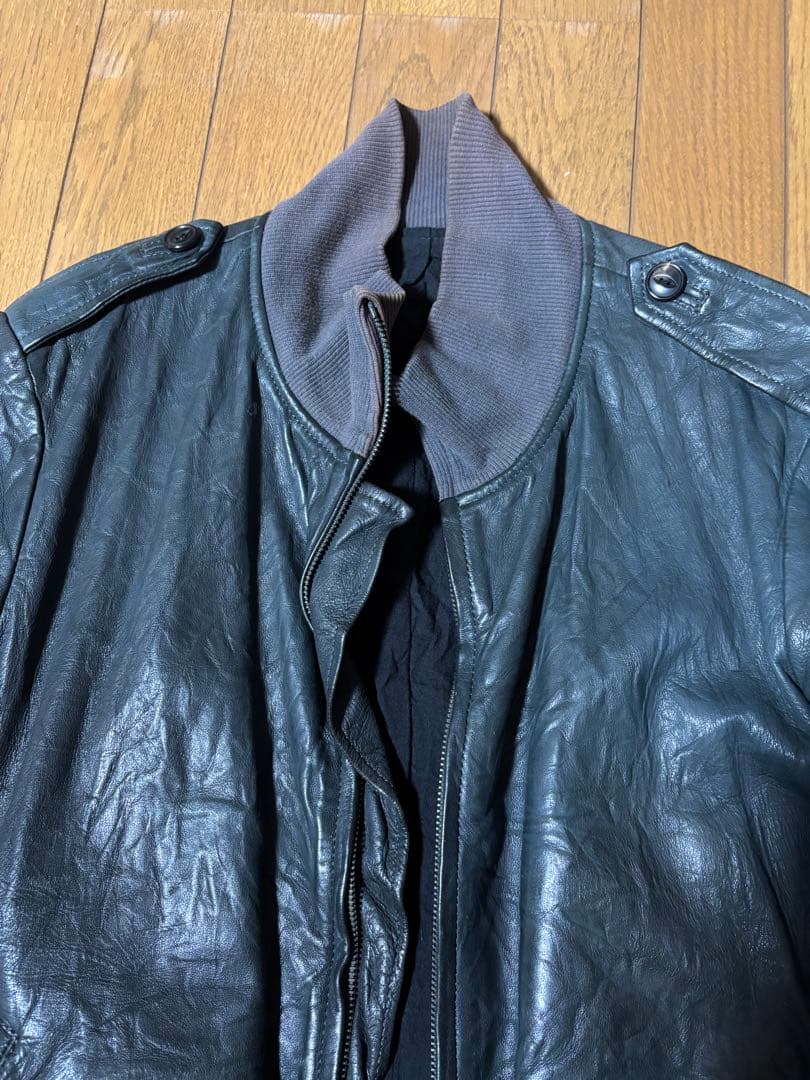 アタッチメント黒レザーシングルライダースジャケット