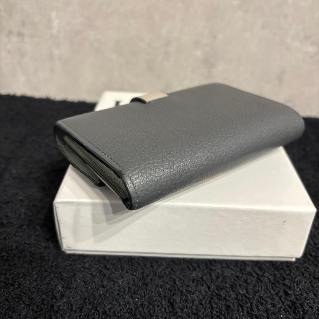美品 LOEWE ロエベ バーティカルウォレット スモール グレイ グリーン