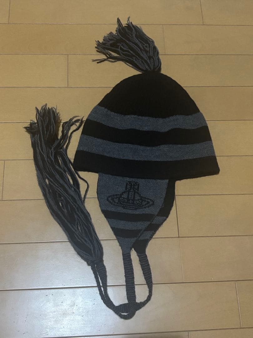 Vivien westwood ORB フラップ付ワッチ ニット帽