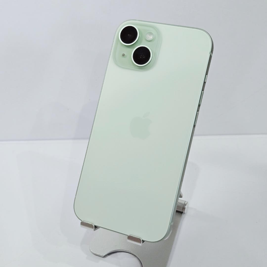 10 iPhone15 グリーン SIMフリー 極美品