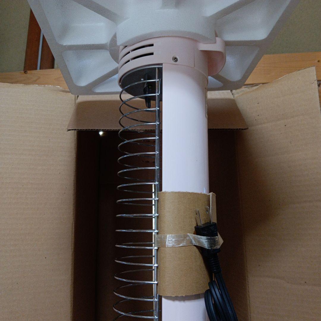 新品　昭和レトロ　ピンク　東芝製　トールボーイ型　電気ストーブ　ＳＲ－V８０３