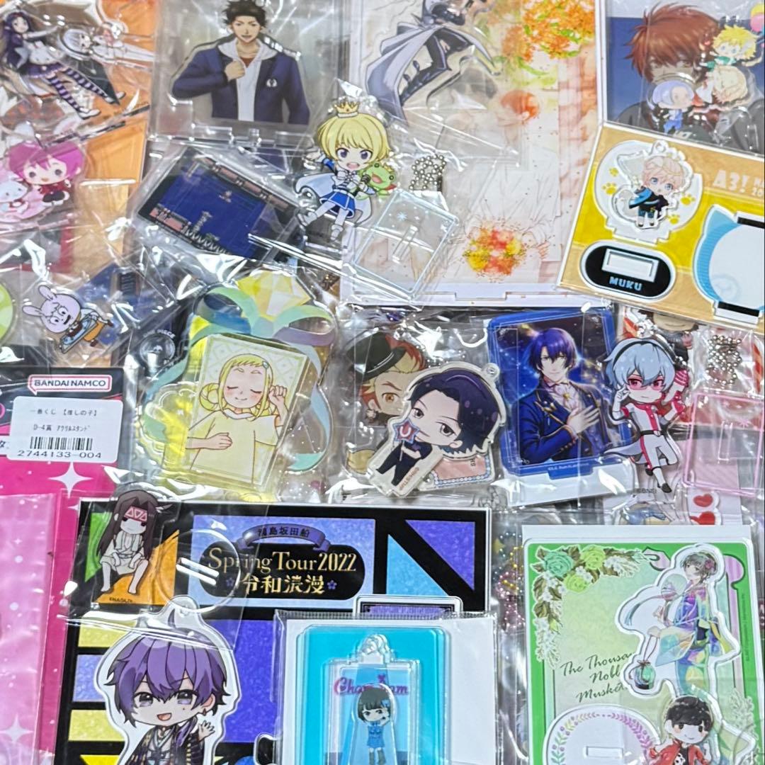 アニメ・キャラクター系グッズ アクリルスタンド まとめ売り 約616個セット