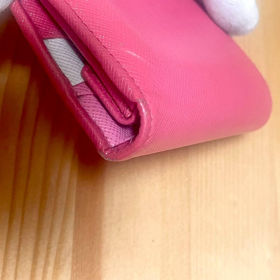 【美品】PRADA プラダ　二つ折り　サフィアーノ　ピンク　バイカラー