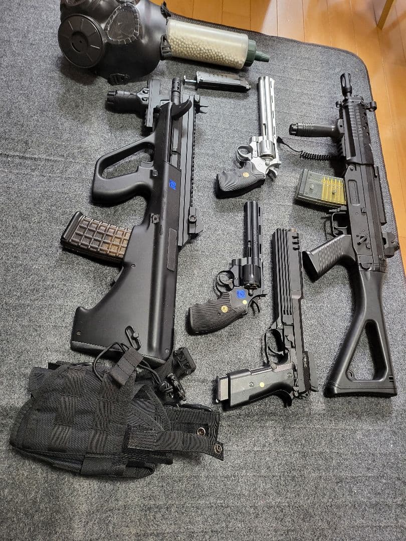 電動エアガン、ガスブローバック、インテリア雑貨※機能保証無しのジャンク品