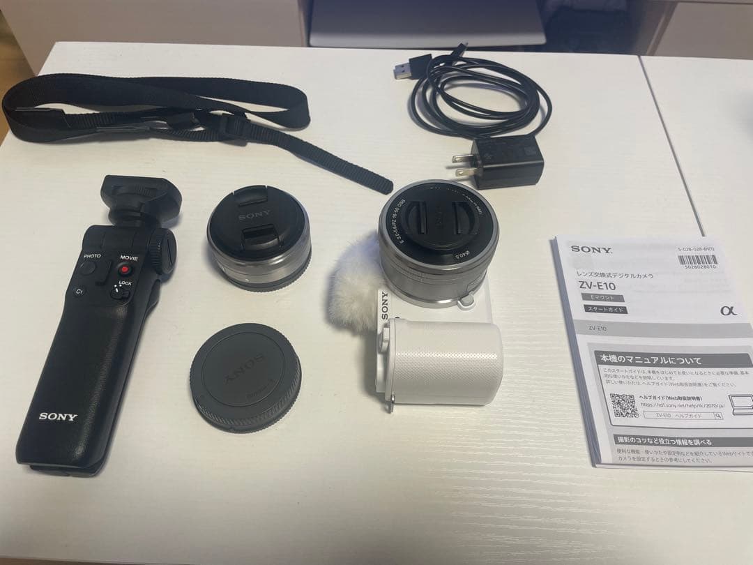 SONY ZV-E10 シューティンググリップ　ズームレンズ　単焦点レンズセット