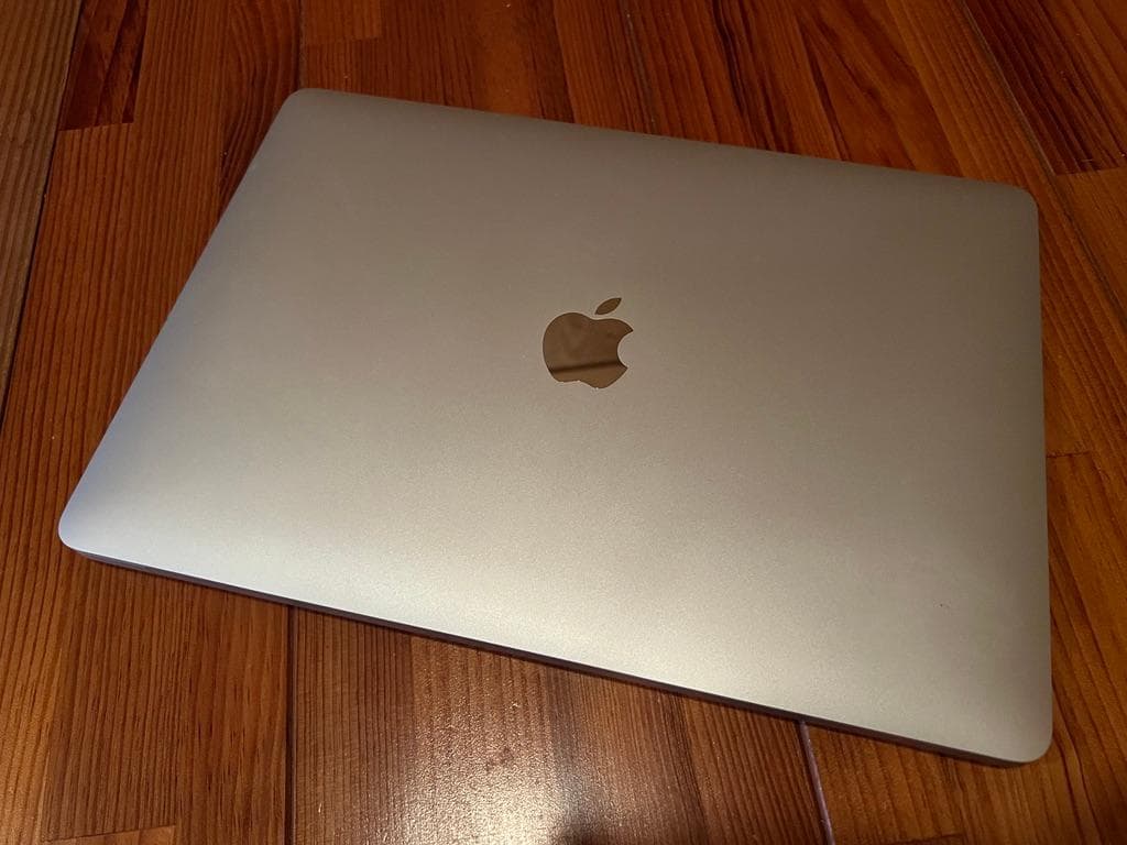 (傷なし美品）M1 MacBookAir US配列 13.3 8GB/256GB