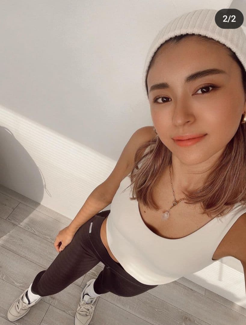 新品☆Wellness Padded Cropped Tank Top